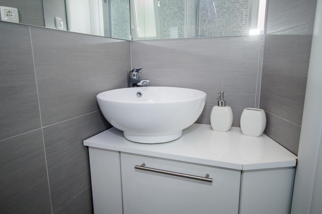 Luxury Studio Apartment White Sensation 보디체 외부 사진