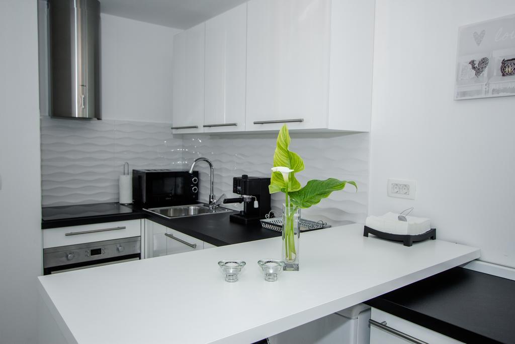 Luxury Studio Apartment White Sensation 보디체 외부 사진