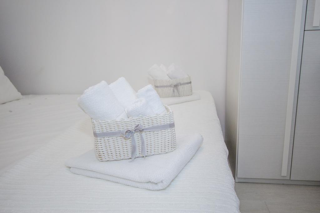 Luxury Studio Apartment White Sensation 보디체 외부 사진