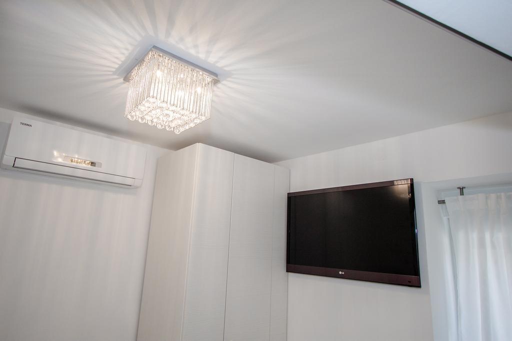 Luxury Studio Apartment White Sensation 보디체 외부 사진