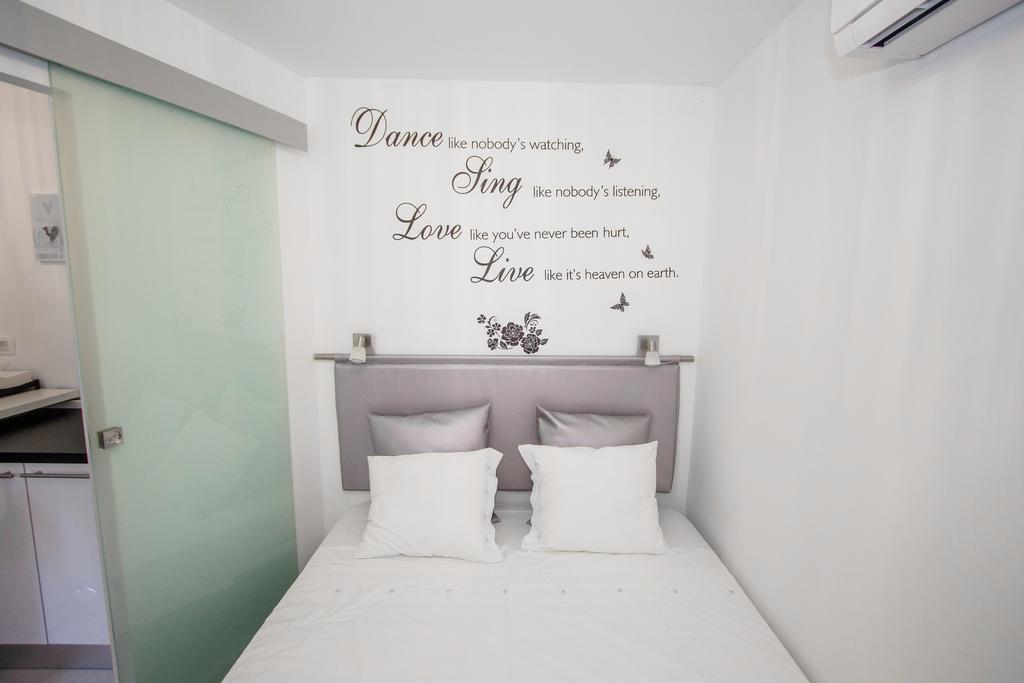 Luxury Studio Apartment White Sensation 보디체 외부 사진
