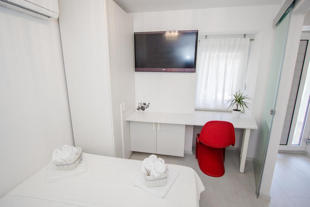 Luxury Studio Apartment White Sensation 보디체 외부 사진